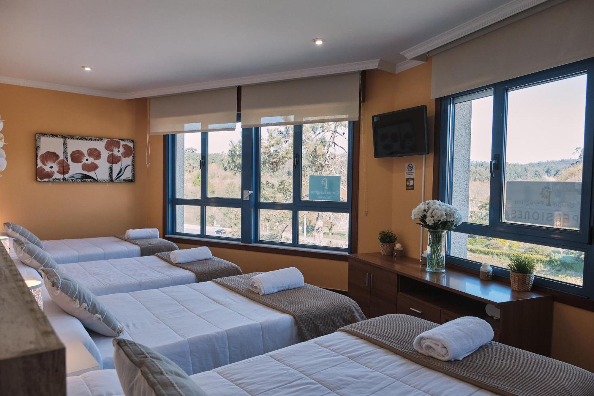 Peregrina Pension 1 O Pedrouzo Room photo